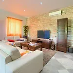 Tara With Beautiful Heated Pool By Gu * Kras